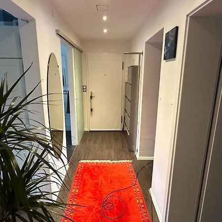 Monikas Home - Gemuetliche 3-Zimmer-Wohnung Im Herzen Von Бьоблинген Екстериор снимка